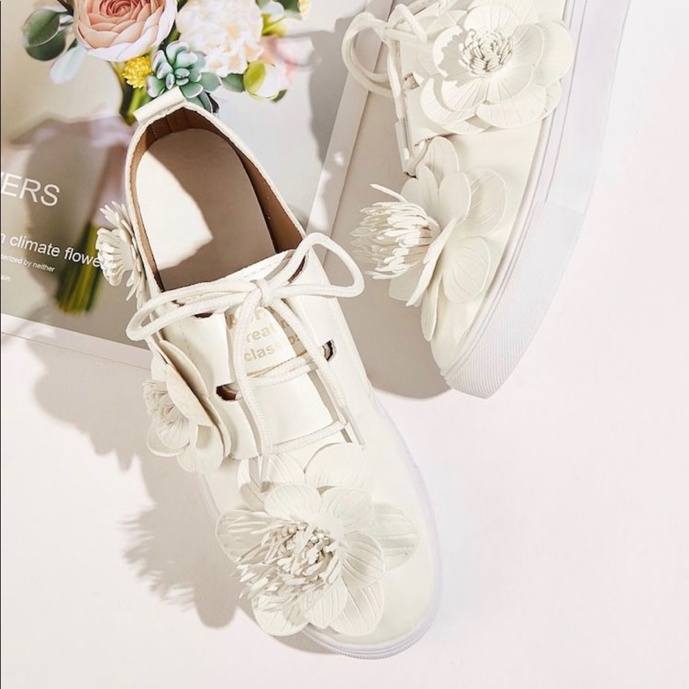 Floral White Women's Sneakers